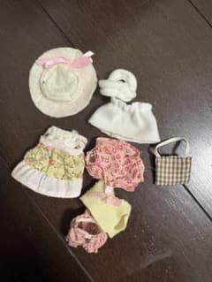 シルバニアファミリー 着せ替え服セットのサムネイル