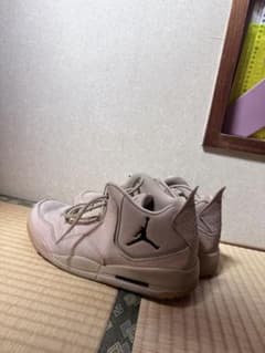 Jordan Flight Club 91 ベージュ スニーカーのサムネイル