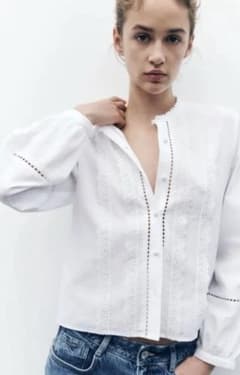 Brand new ZARA long-sleeved lace soccer blouse, white, size S.