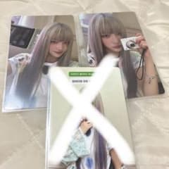 ILLIT イロハ トレカ 封入のサムネイル