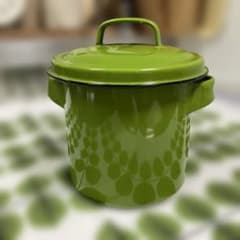 ホーロー 容器 グリーンのサムネイル