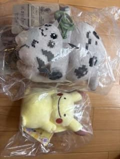 ポケモン30周年アニバーサリー はじまりのピカチュウぬいぐるみ