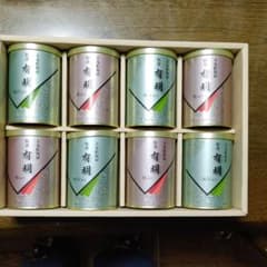 もも様専用　　大丸松坂屋特選焼き海苔味付け海苔詰め合わせのサムネイル