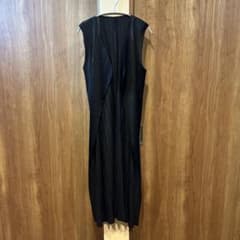 PLEATS PLEASE ノースリーブ ロングワンピース 黒 - メルカリ