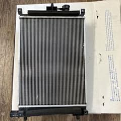 DENSO ラジエーター　422136-4640　純正 DENSO ラジエーター 422136-4640 純正 - メルカリ