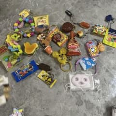 ミニチュアフード キーホルダー 大量セットのサムネイル