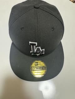 NEW ERA 59FIFTY LA ブラック キャップのサムネイル