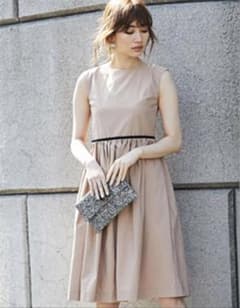 ノスタルジア ベージュ ワンピース