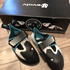 evolv イボルブ　ゼニスト　クライミングシューズのサムネイル
