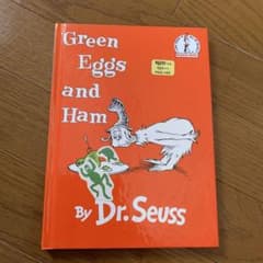 Green Eggs and Ham by Dr. Seussのサムネイル