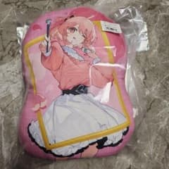 カラフルピーチ一番くじのH賞のあアートなクッションのサムネイル