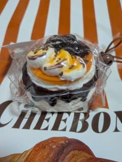 2500円➡︎1699orange チョコバナナケーキのサムネイル