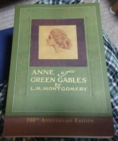 洋書　赤毛のアン　ANNE of  GREEN GABLESのサムネイル