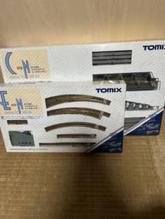 和様専用　TOMIX Nゲージ レールセットと橋脚セットのサムネイル