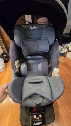 Aprica チャイルドシート 本体 Aprica チャイルドシート 本体 - メルカリ