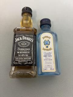 Jack Daniel's & Bombay Sapphire ミニボトルセットのサムネイル