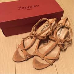 あおちゃん様☆お値下げ レペット  サンダルのサムネイル