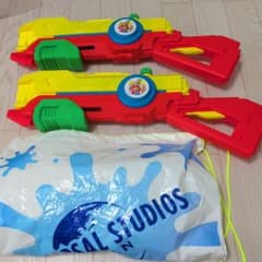 【一回のみ使用】USJ ユニバ マリオ ウォーターシューター 水鉄砲 2本セットのサムネイル