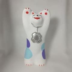 工房 輪葉葉 招き猫 湯布院 メダル猫 銀 A010 - メルカリ