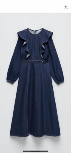 ZARA フリル付き ロングワンピースのサムネイル