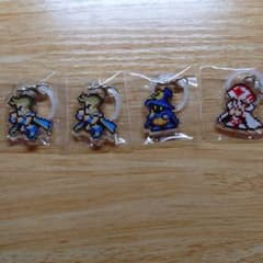 ピクセルリマスター アトレ秋葉原 めじるしチャーム　空手家×2　魔人　賢者のサムネイル