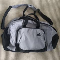 ボストンバッグ adidas 未使用 グレー/ブラックのサムネイル