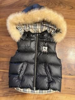 極美品！バーバリー ダウンベスト キッズ　BURBERRY for kidのサムネイル