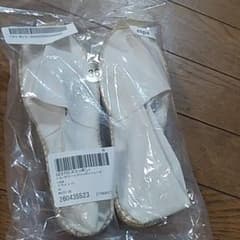 白のスリッポンのサムネイル