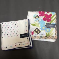 BURBERRY シルク混ハンカチ 2枚セット 花柄 ドット - メルカリ