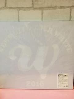 NEWS LIVE TOUR WHITE 初回限定盤DVDのサムネイル