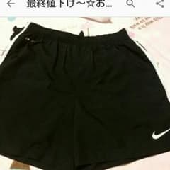 ナイキ短パンのサムネイル