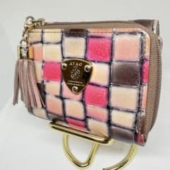 ATAOワルツ 三つ折り財布 グリーン レザー 外観美品　タッセル ATAO アタオ ワルツ ヴィトロ 3つ折り財布 L字 タッセル ロゴ - メルカリ