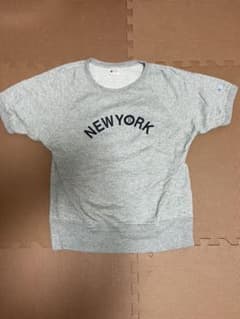 未使用試着のみ　チャンピオン　スウェットTシャツ Mサイズ Championのサムネイル