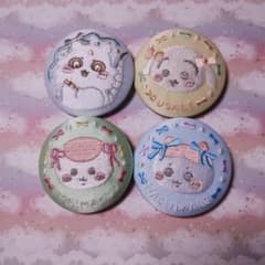 ちいかわ刺繍缶バッチのサムネイル