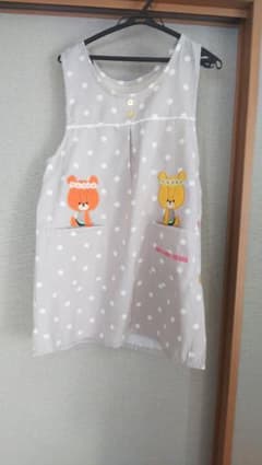 くまのがっこうエプロンのサムネイル