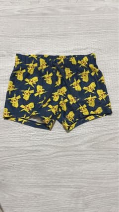 H&M ピカチュウ柄 男の子水着のサムネイル