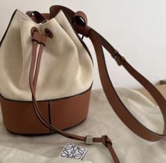 ロエベ　LOEWE バルーンバッグ　ミディアムのサムネイル