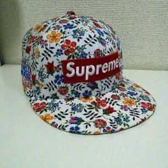 シュプリーム　ニューエラ　キャップ　12ss　フラワー　57.7のサムネイル
