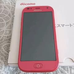 らくらくスマートフォン F-42A 本体のサムネイル