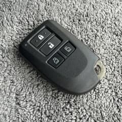 M*a様 トヨタ ハイエース レジアスエース 200系 スマートキー トヨタ ハイエース レジアスエース 200系 スマートキー - メルカリ