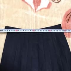 制服スカートのサムネイル