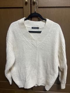 AMERICAN HOLIC アイボリー Vネックニットのサムネイル
