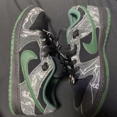 NIKE SB DUNK LOW PROのサムネイル