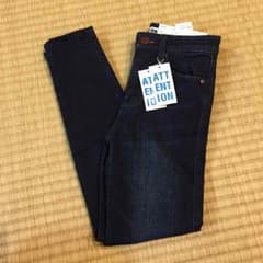 4800→4000円値下げ！！sly スキニーパンツ 23インチのサムネイル