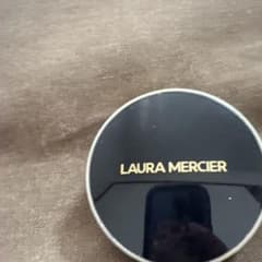 LAURA MERCIER クッションファンデーション 1C1 SHELLのサムネイル