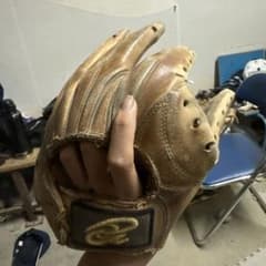 ブラウン硬式グローブのサムネイル