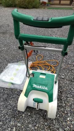 Makita マキタ 芝刈機 MLM2850 - メルカリ