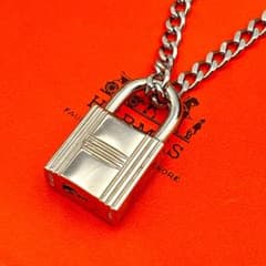 HERMES エルメス ネックレス パドロック 南京錠 喜平 社外チェーン 銀 HERMES エルメス ネックレス パドロック 南京錠 喜平 社外チェーン 銀