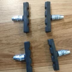 自転車用 ブレーキシュー 4個セットのサムネイル