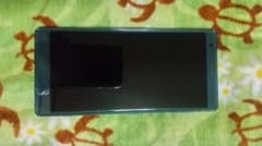 Xperia XZ2 Deep Green 64 GB auのサムネイル